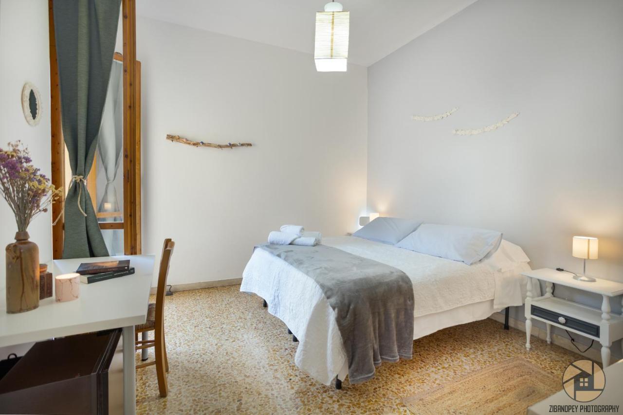 Room San Frediano Флоренция Экстерьер фото